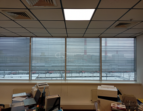 Горизонтальные жалюзи на пластиковые окна